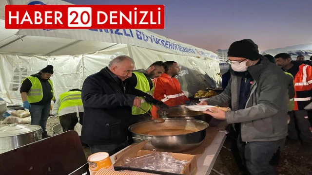 Denizli Büyükşehir’den Hatay’da gönül sofrası / Çadır kentte her gün 6 bin kişiye sıcak yemek
