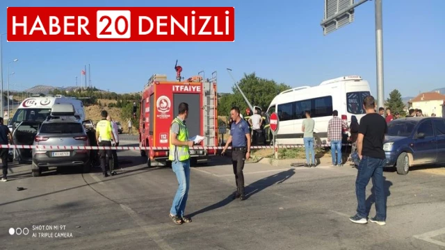 Kontrolden çıkan okul servisi, iki araca çarptı: 7'si öğrenci 8 yaralı