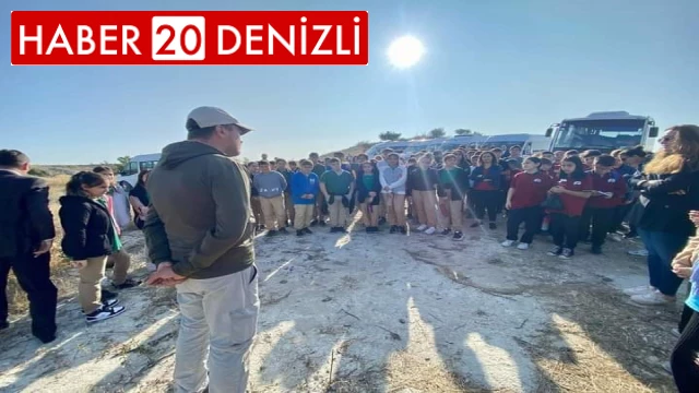 Çallı öğrenciler ilçe tarihini kazı alanında öğrendi