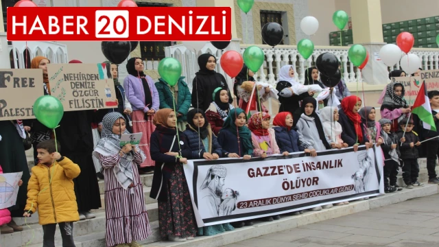 Balonlar Filistinli çocuklar için semaya bırakıldı