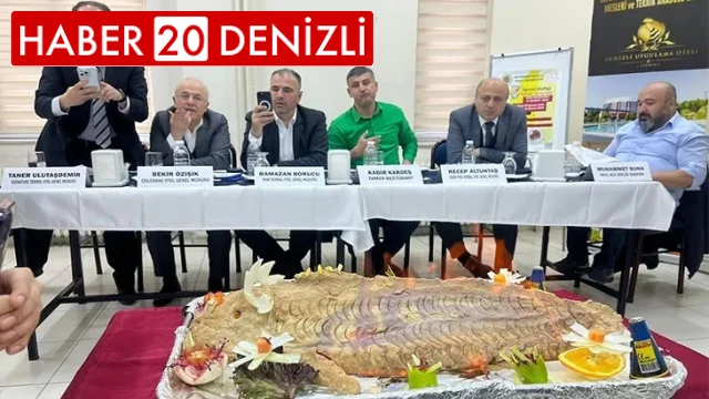 Öğrenciler hazırladığı yemekleri turizmciler puanladı