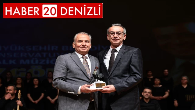 Usta sanatçı Özay Gönlüm’e özel anma gecesi