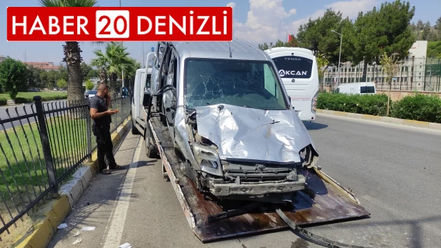 Kontrolden çıkan aracın refüjdeki bariyerlere çarpması sonucu 1'i ağır 7 kişi yaralandı