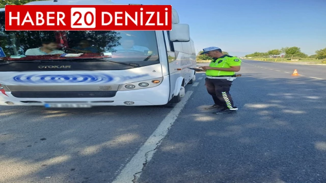 Denizli emniyeti yolcu otobüslerini denetledi