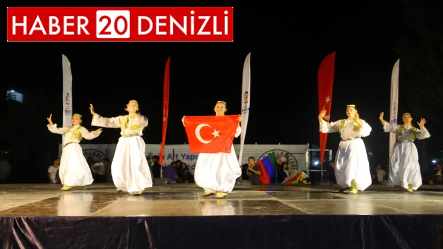 Denizli'de halk dansları şöleni yaşanıyor