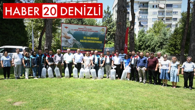 Denizli’deki göl ve göletlere 770 bin adet sazan yavrusu bırakıldı