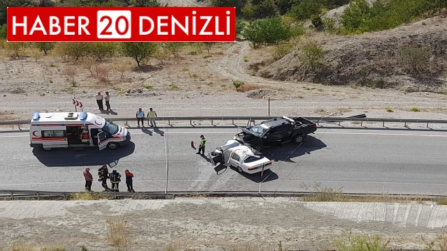 Denizli’de iki otomobil kafa kafaya çarpıştı; 1 ölü,3 yaralı