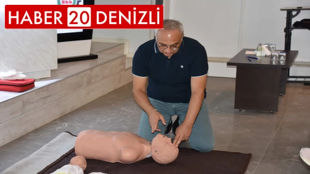 DOSTEM'de temel ilk yardım eğitimleri tüm hızıyla sürüyor