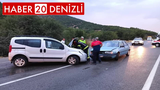 Otomobil karşı yönden gelen araçla çarpıştı; 2 yaralı