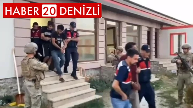 139 yılla aranan mülteciler komandoların şafak operasyonuyla yakalandı