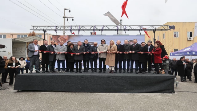 Ege'nin en büyük entegre ekmek üretim tesisi Merkezefendi'de açıldı