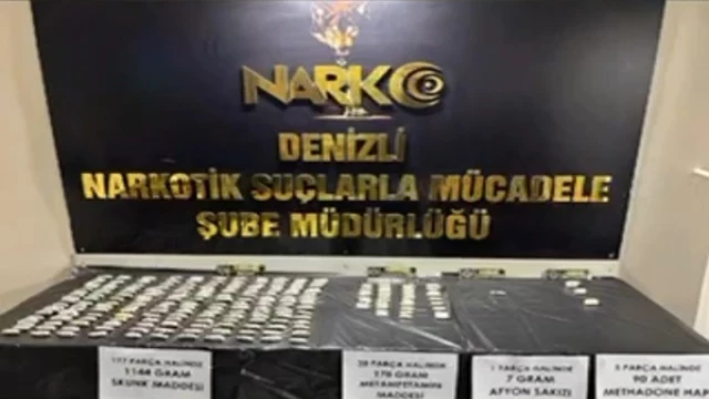 Uçaktan inen yabancı kuryenin midesinden 1.3 kilo uyuşturucu çıktı