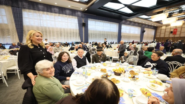 Başkan Doğan gazi ve şehit yakınları ile iftarda buluştu