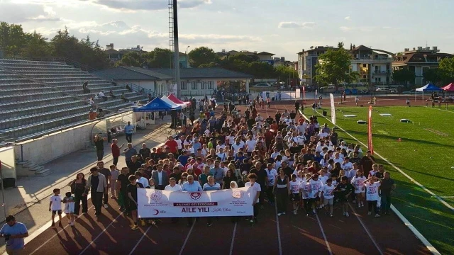 Denizli'de aileler ‘Ailemiz Geleceğimiz' etkinliğinde bir araya geldi