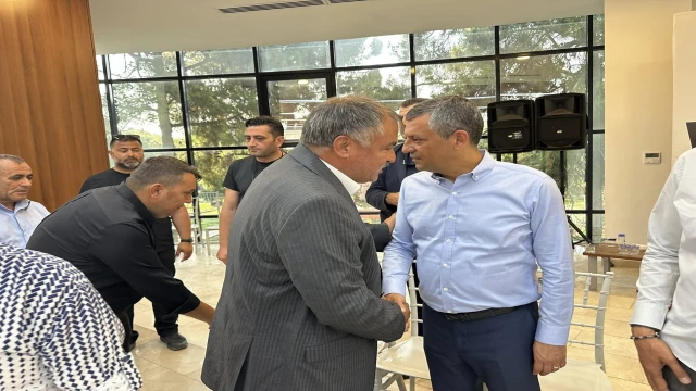 Başkan Pütün'den CHP lideri Özel ve Zeyrek ailesine taziye ziyareti
