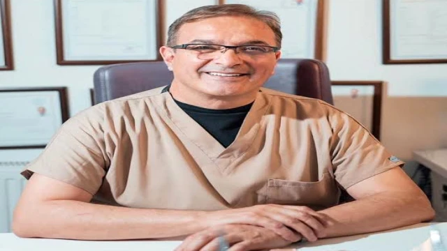 Haber alınamayan doktor evinde ölü bulundu
