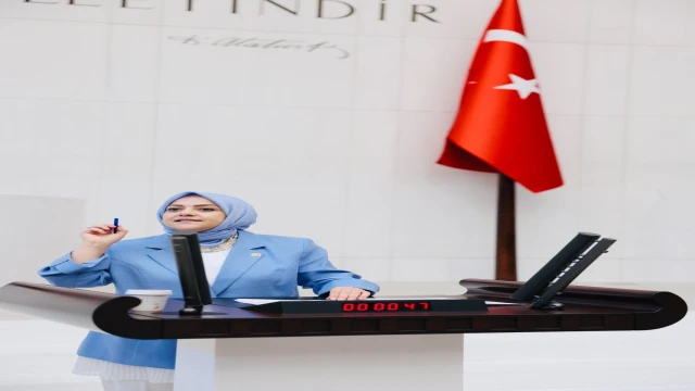 Milletvekili Ün: "Çifte vatandaşlık sahibi Moşeler, İsrail’e savaş suçu işlemeye gidiyor"