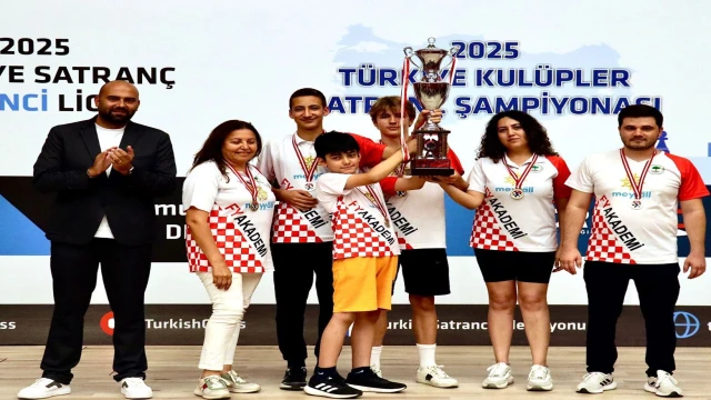 2025 Türkiye Satranç İkinci Ligi'nde şampiyon Fatma Yılmaz Spor Kulübü