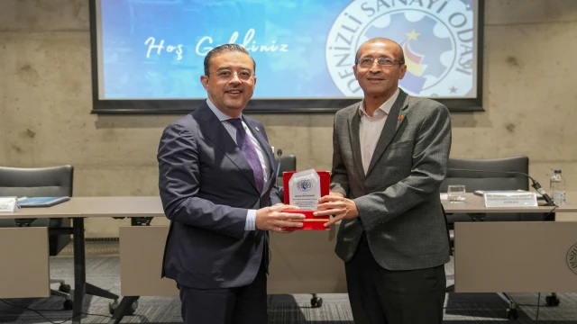 DSO Başkanı Kasapoğlu; "Bizleri doru bilgiye ulaştıran basın önemli bir görevi yerine getiriyor”