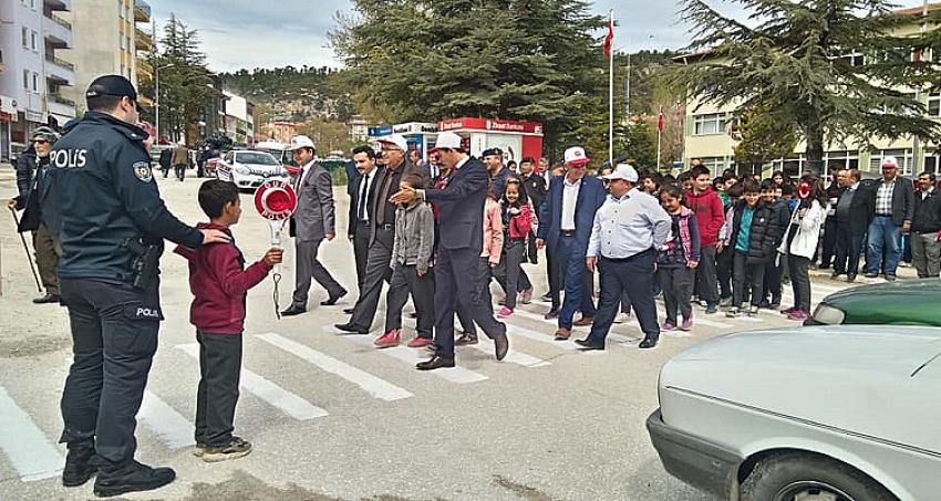 Çameli'de Trafik Haftası Programı Düzenlendi