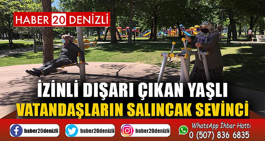 İzinli dışarı çıkan yaşlı vatandaşların salıncak sevinci