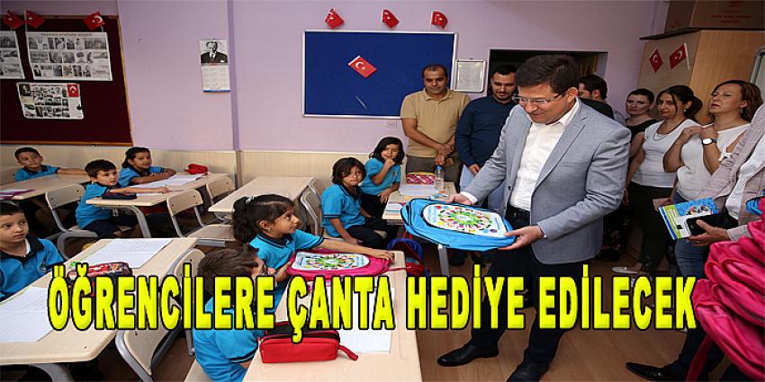 ÖĞRENCİLERE ÇANTA HEDİYE EDİLECEK