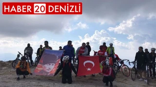 Ege’nin en yüksek noktasında Türk bayrağı açtılar