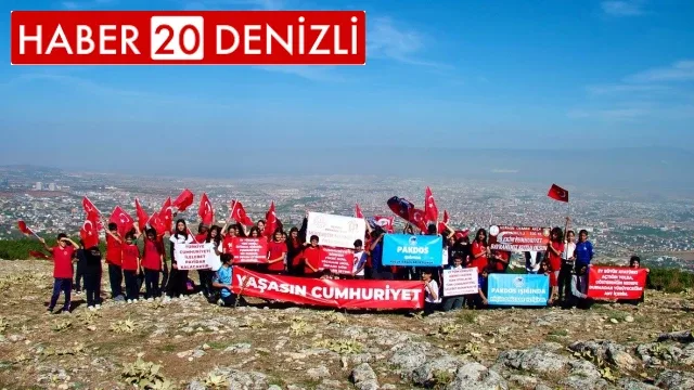 Denizli'de 100 ortaokul öğrencisi 100.yıl için 1000 metre rakıma tırmandı