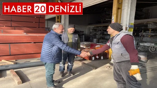 AK Partili Şahin Tin depremin merkez üstünde kepenk açan esnafla buluştu