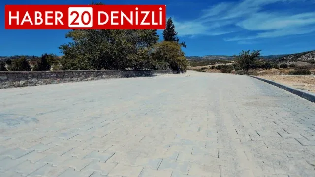 Toz ve çamurdan geçilmeyen sokaklar yenileniyor