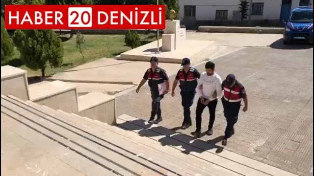 Çalınan hatıralarına kavuşunca duygusal anlar yaşadı