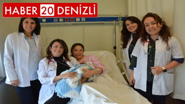 Kalp hastası bebek anne karnında tedavi edildi