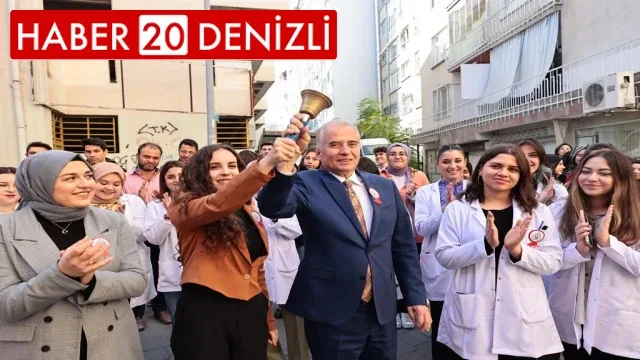 Eğitim İçin El Ele 15 yaşında