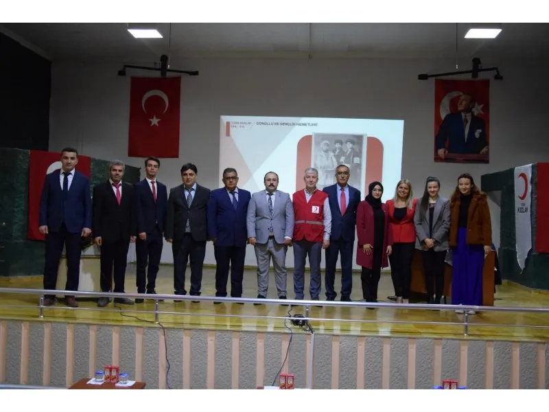 Kızılay Haftası etkinlikleri kapsamında D Tipi Cezaevi’nde söyleşi düzenlendi