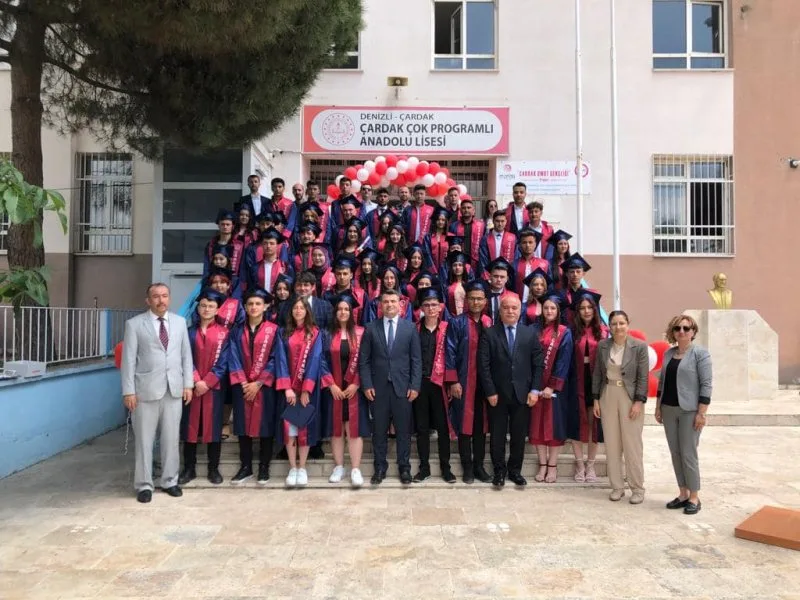 Çardak Çok Programlı Anadolu Lisesi’nin 2022-2023 Eğitim ve Öğretim Yılı mezuniyet töreni