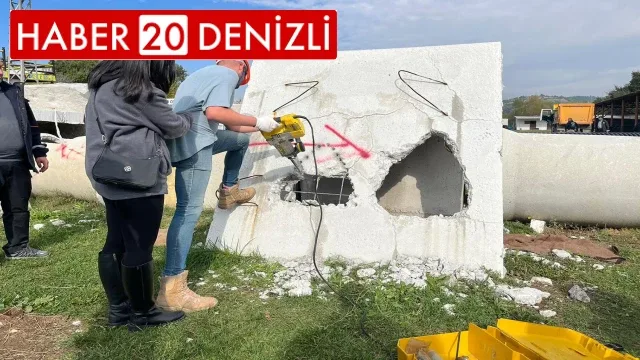 PAÜ öğrencileri 'Destek AFAD Gönüllüsü' Oldu