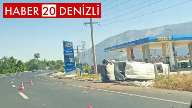 Kontrolden çıkan minibüs şarampole devrildi