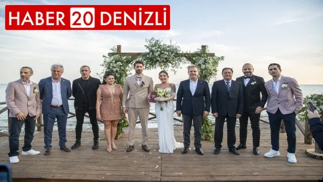 Denizlili ünlü sanatçı, Mersin'de dünya evine girdi