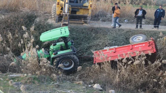 Traktör Dere Yatağına Düştü: Dede Öldü, Torunu Yara Almadan Kurtuldu