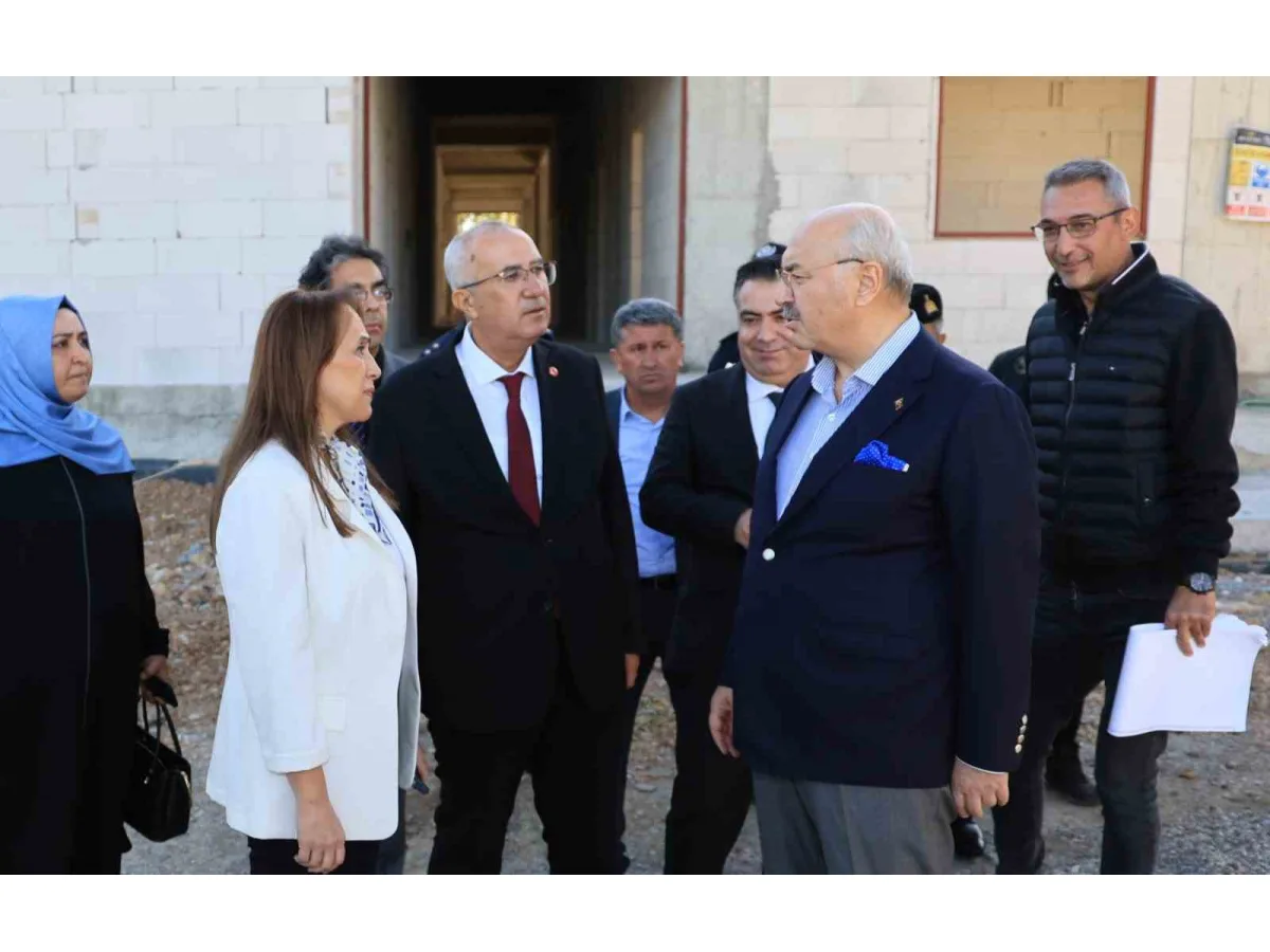 Vali Köşger’den Denizli’nin üretim merkezi Çameli’ye övgü