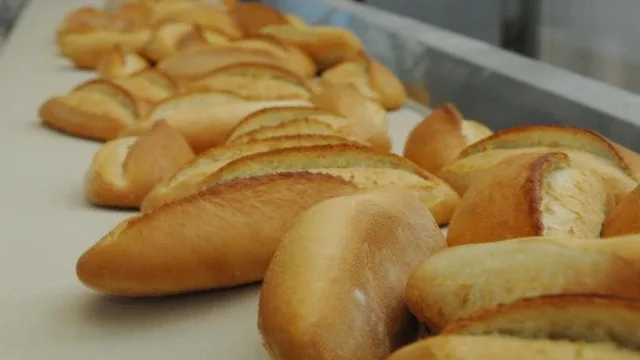 Denizli’de ekmek fiyatı 15 TL olarak belirlendi