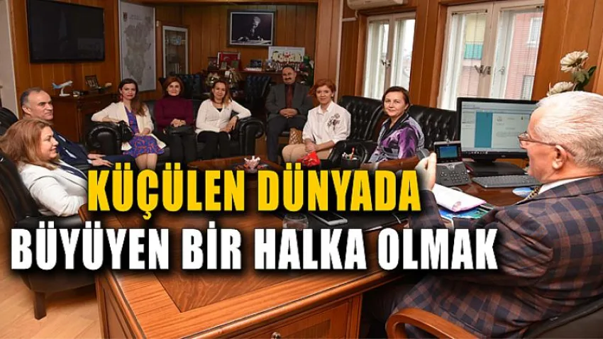 Küçülen Dünyada Büyüyen Bir Halka Olmak