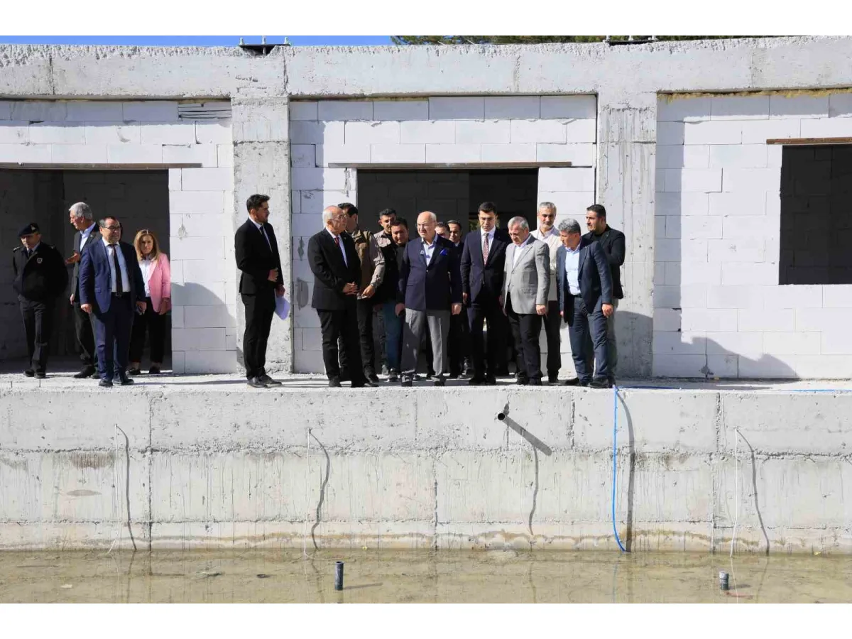 Vali Köşger’den Denizli’nin üretim merkezi Çameli’ye övgü