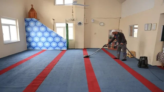 Çameli’de camiler Ramazan Bayramına hazırlanıyor