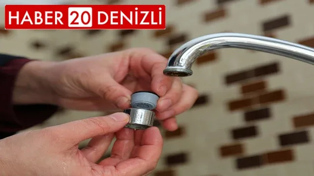 Honaz Belediyesi su tasarruf aparatı dağıttı