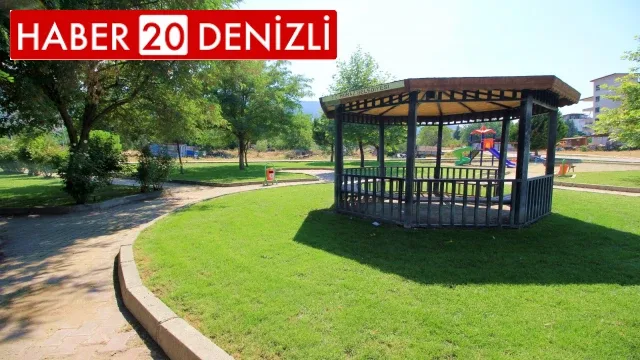Honaz'da yeşil alan ve park yapım çalışmaları hızlandı