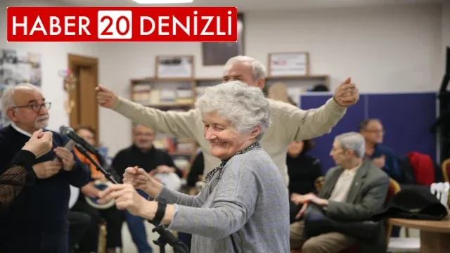 Merkezefendi’de yaşlılar nostaljiye yolculuk yaptı