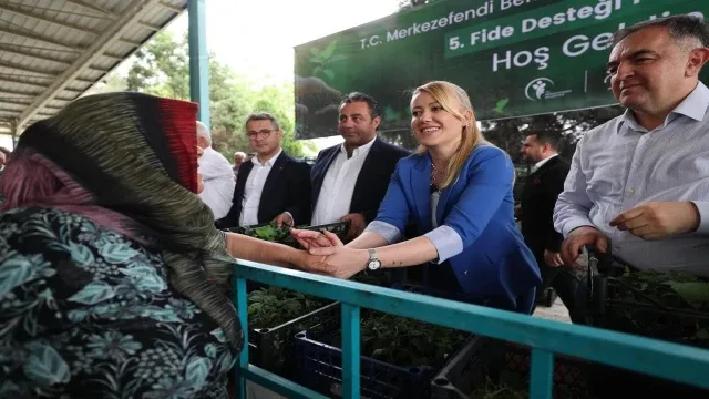 Başkan Doğan, ""Çiftçilerimize destek, topraklarımıza bereket olmaya devam ediyoruz"