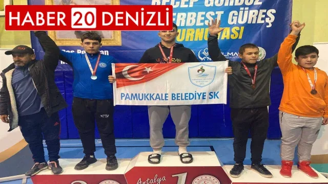 Pamukkaleli sporcular güreşte 11 madalya kazandı