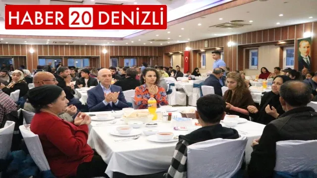 Başkan Özbaş, Roman vatandaşlarla iftar yemeğinde buluştu